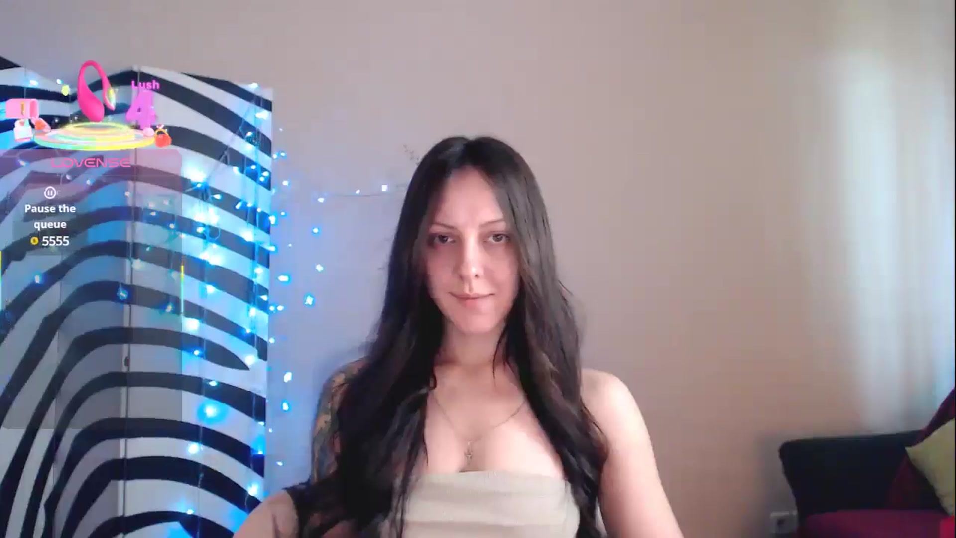 Gallery image thumbnail from BrunetteMuse's myfreecams stream on, 07/15/2025, 09:46 image 16 of 20