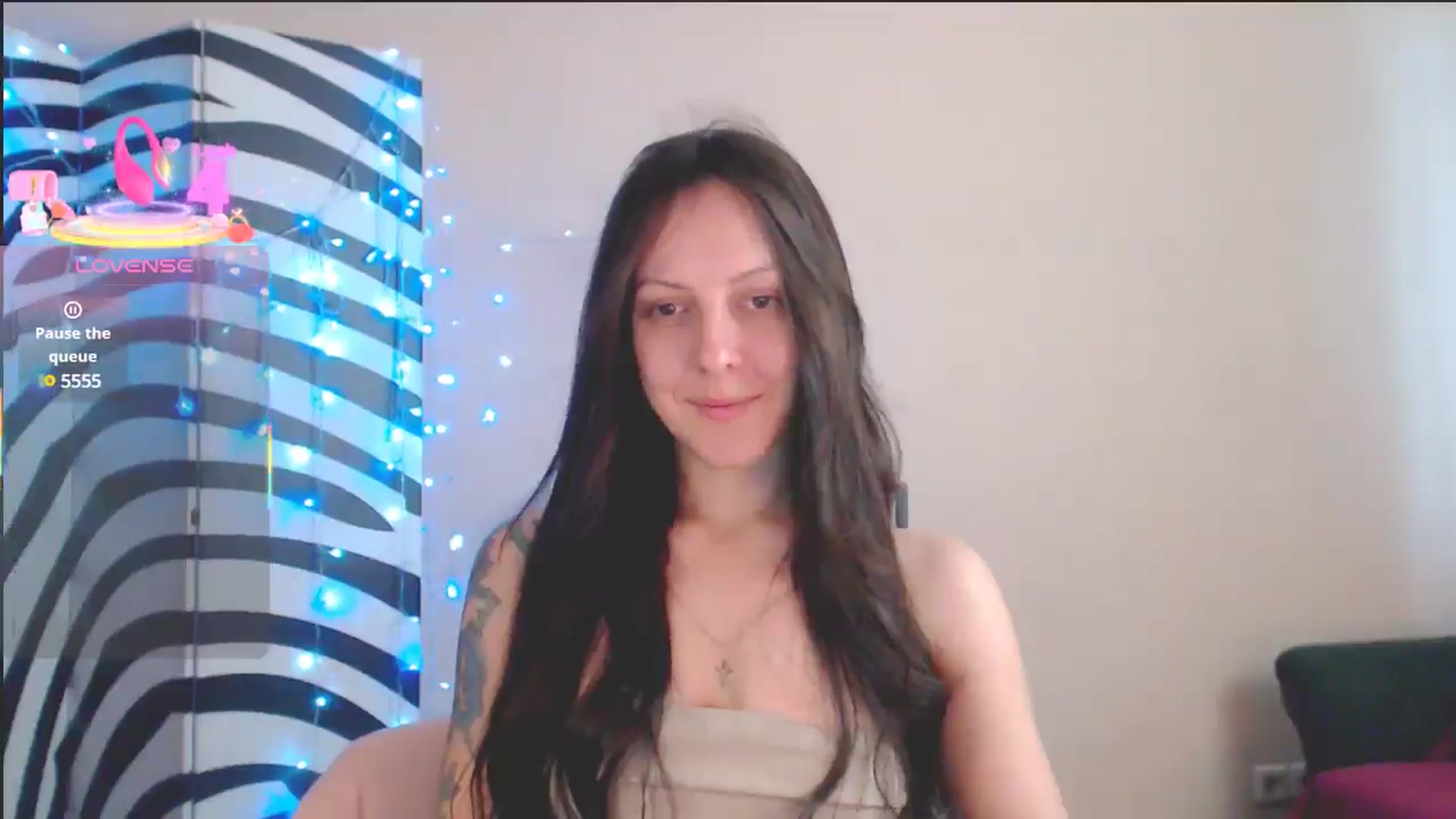 Gallery image thumbnail from BrunetteMuse's myfreecams stream on, 07/15/2025, 10:55 image 4 of 20