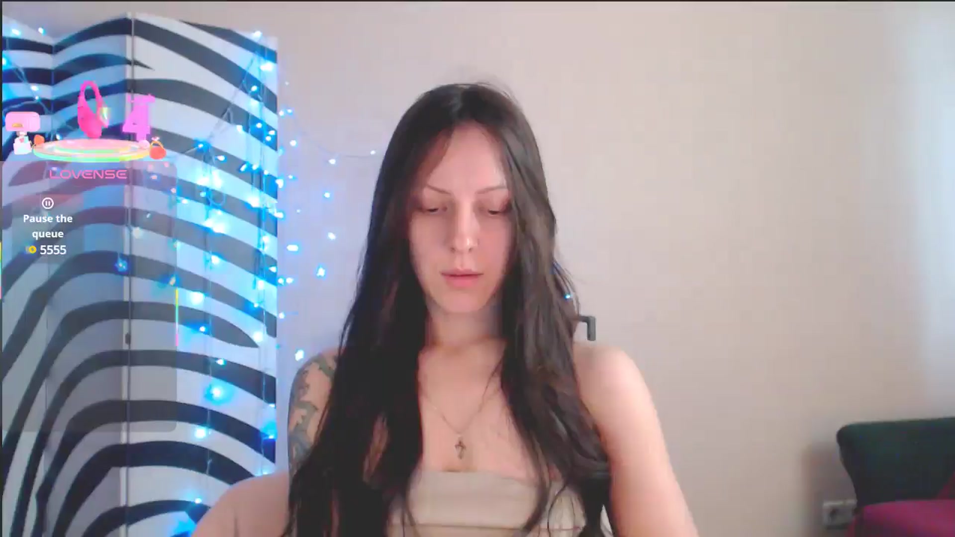 Gallery image thumbnail from BrunetteMuse's myfreecams stream on, 07/15/2025, 10:55 image 7 of 20