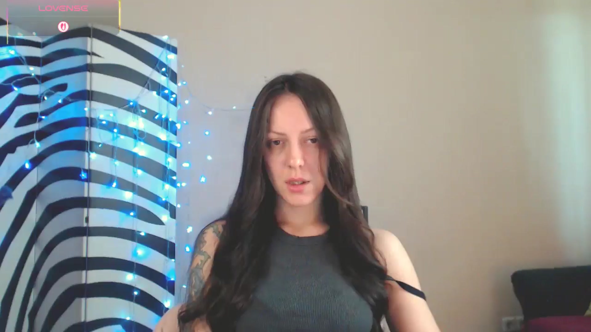 Gallery image thumbnail from BrunetteMuse's myfreecams stream on, 07/16/2025, 09:56 image 17 of 20