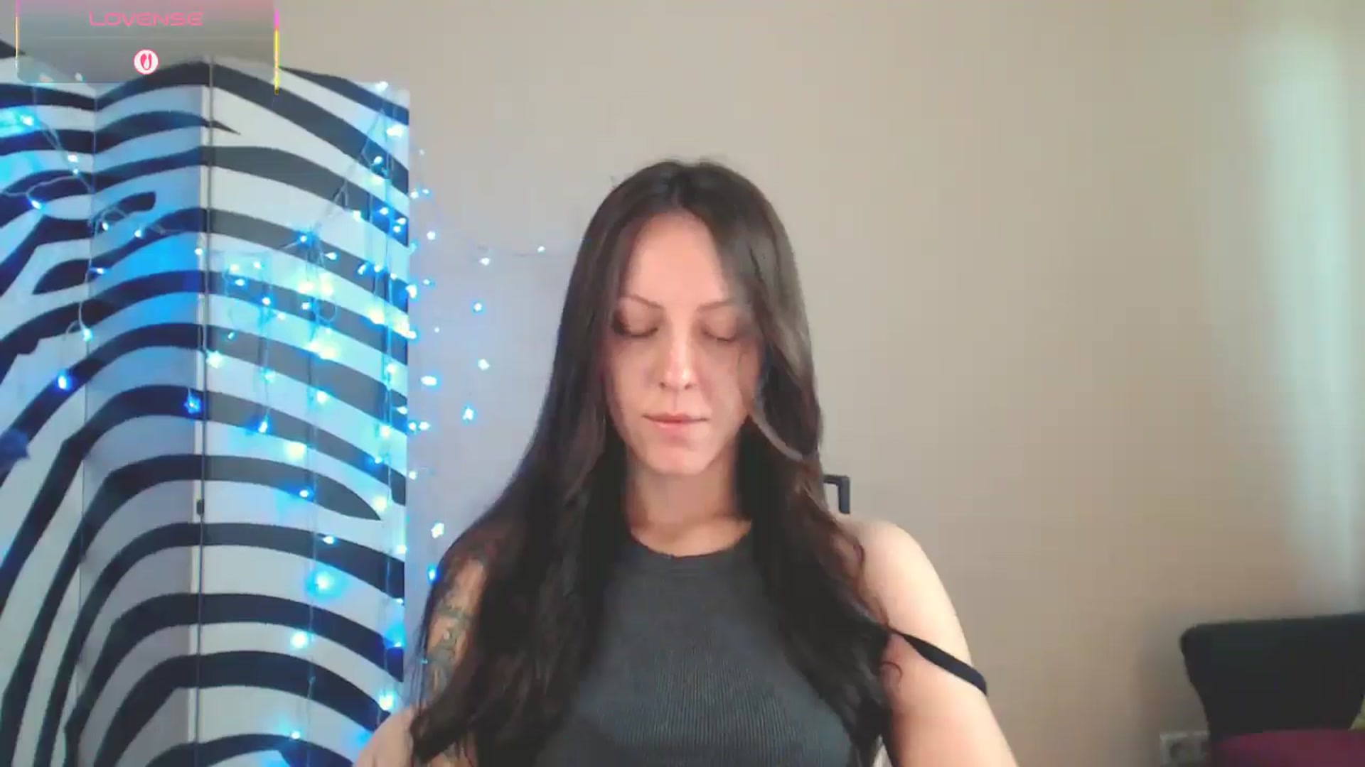 Gallery image thumbnail from BrunetteMuse's myfreecams stream on, 07/16/2025, 09:56 image 4 of 20