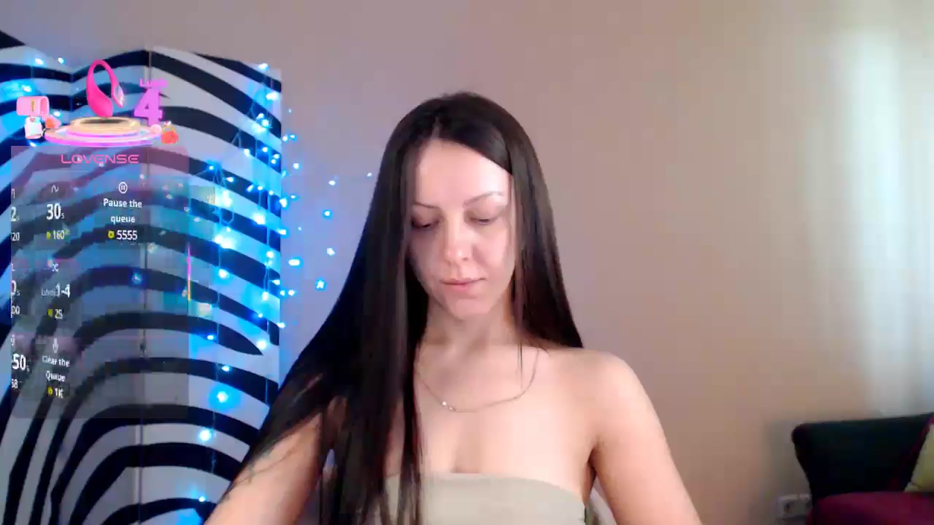 Gallery image thumbnail from BrunetteMuse's myfreecams stream on, 07/17/2025, 10:42 image 3 of 20