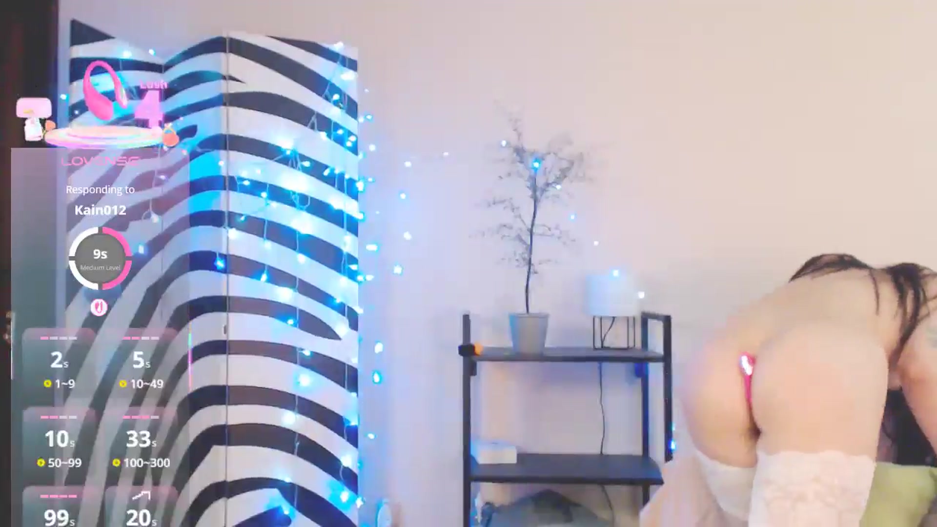 Gallery image thumbnail from BrunetteMuse's myfreecams stream on, 07/17/2025, 12:53 image 16 of 20