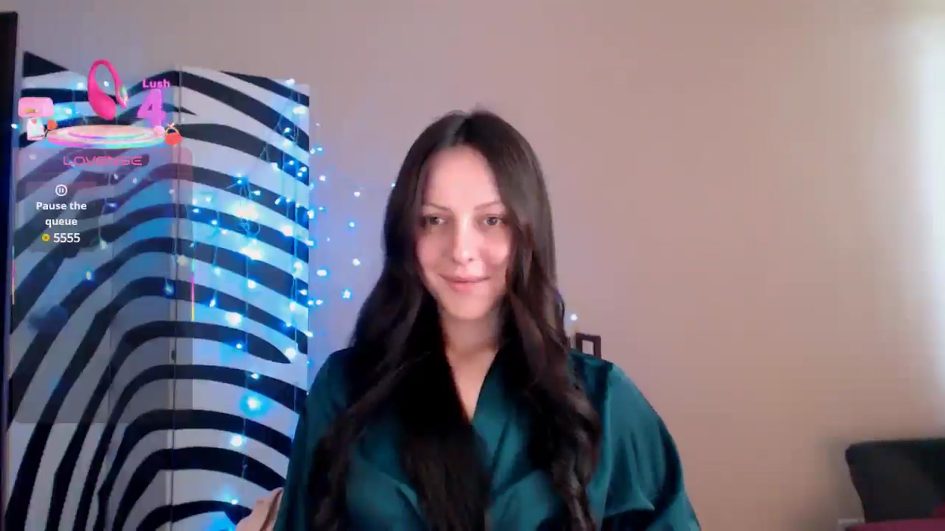 Gallery image thumbnail from BrunetteMuse's myfreecams stream on, 07/18/2025, 10:21 image 9 of 20