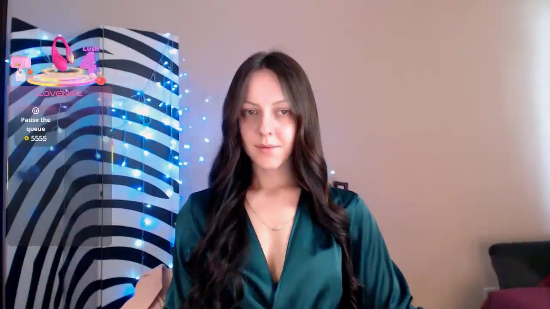 Gallery image thumbnail from BrunetteMuse's myfreecams stream on, 07/18/2025, 10:21 image 14 of 20