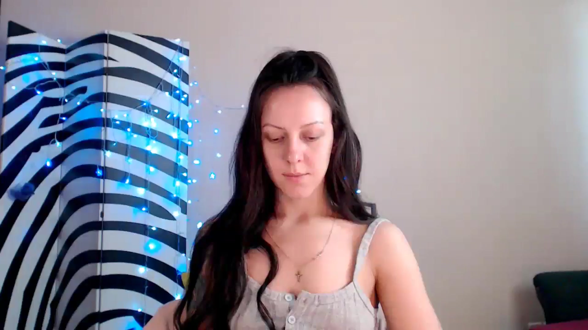 Gallery image thumbnail from BrunetteMuse's myfreecams stream on, 07/22/2025, 10:26 image 16 of 20