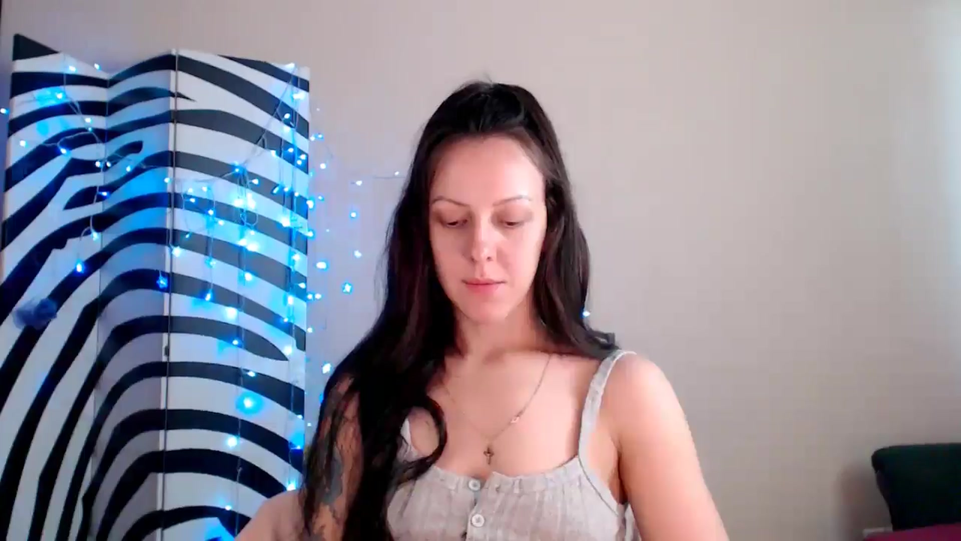 Gallery image thumbnail from BrunetteMuse's myfreecams stream on, 07/22/2025, 10:26 image 7 of 20