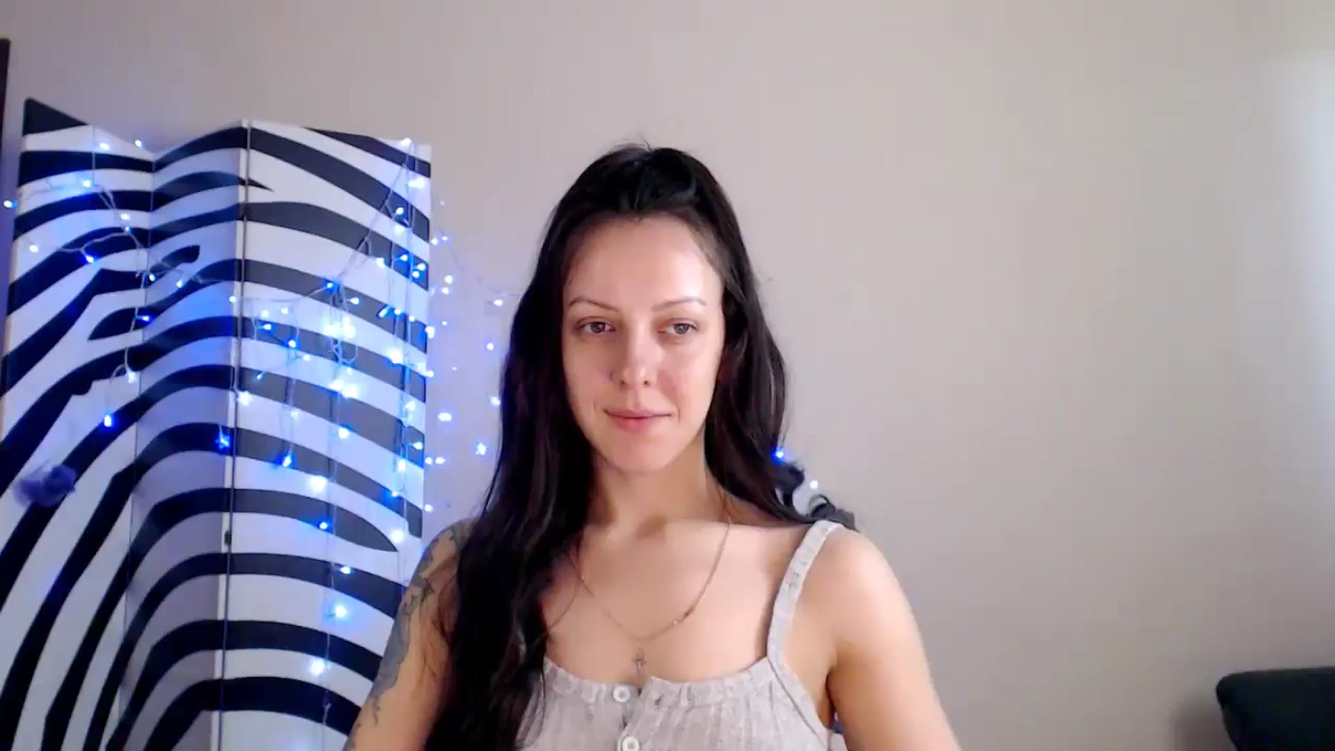 Gallery image thumbnail from BrunetteMuse's myfreecams stream on, 07/22/2025, 10:26 image 3 of 20