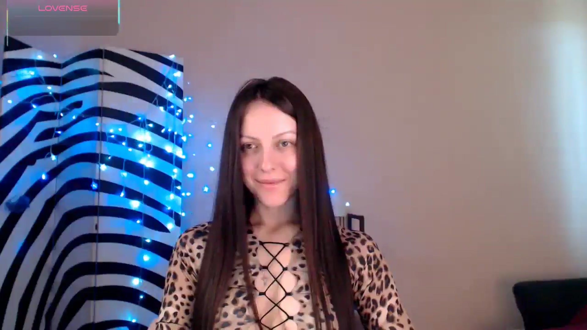 Gallery image thumbnail from BrunetteMuse's myfreecams stream on, 07/23/2025, 10:25 image 9 of 20