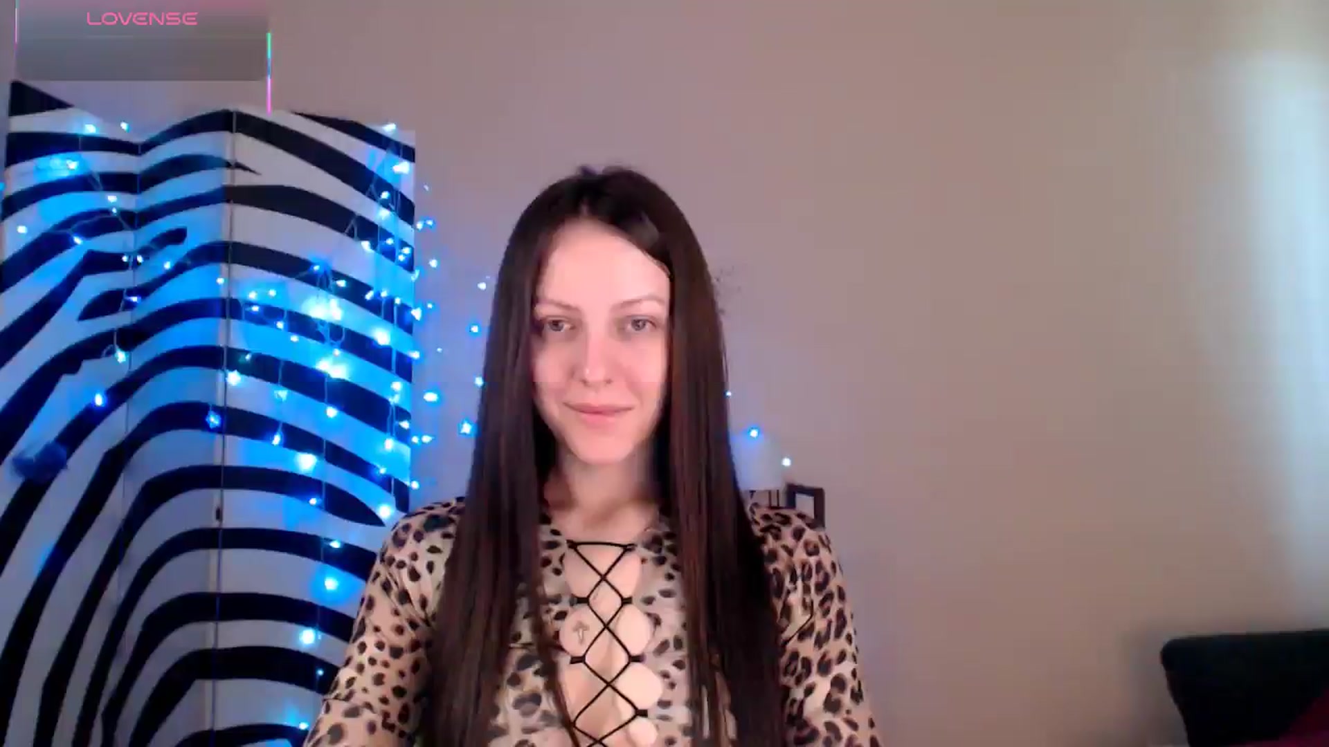 Gallery image thumbnail from BrunetteMuse's myfreecams stream on, 07/23/2025, 10:25 image 8 of 20