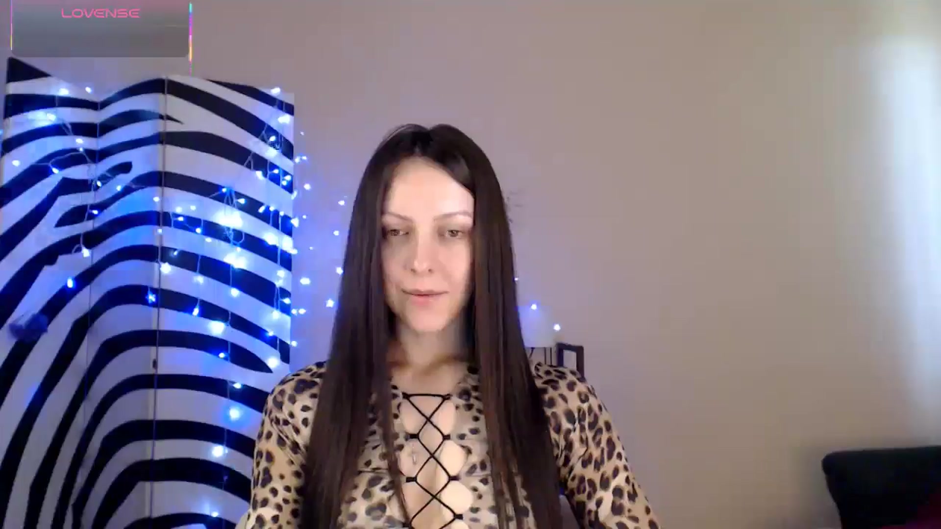 Gallery image thumbnail from BrunetteMuse's myfreecams stream on, 07/23/2025, 10:25 image 10 of 20