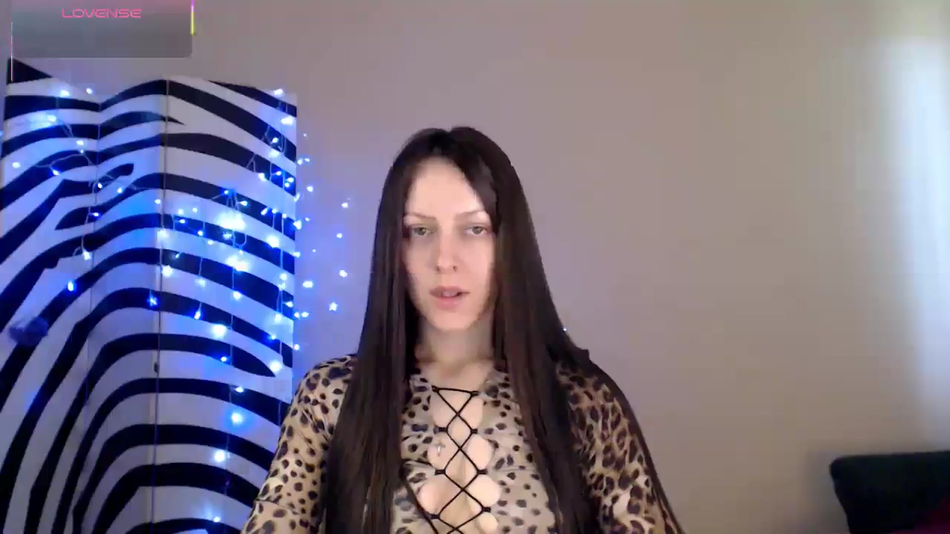 Gallery image thumbnail from BrunetteMuse's myfreecams stream on, 07/23/2025, 10:25 image 12 of 20