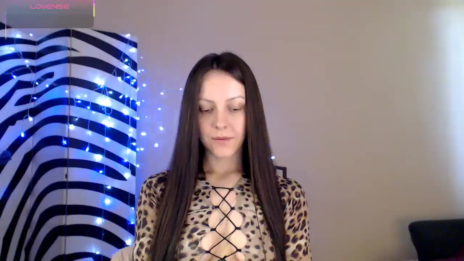 Gallery image thumbnail from BrunetteMuse's myfreecams stream on, 07/23/2025, 10:25 image 16 of 20
