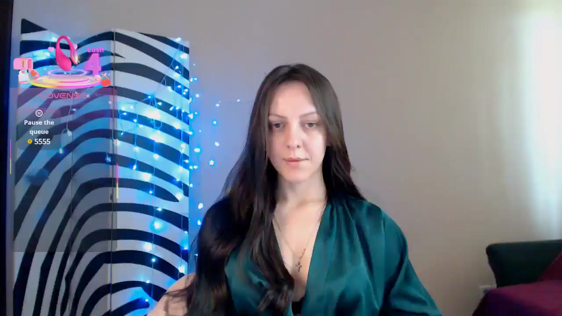 Gallery image thumbnail from BrunetteMuse's myfreecams stream on, 07/26/2025, 10:40 image 17 of 20