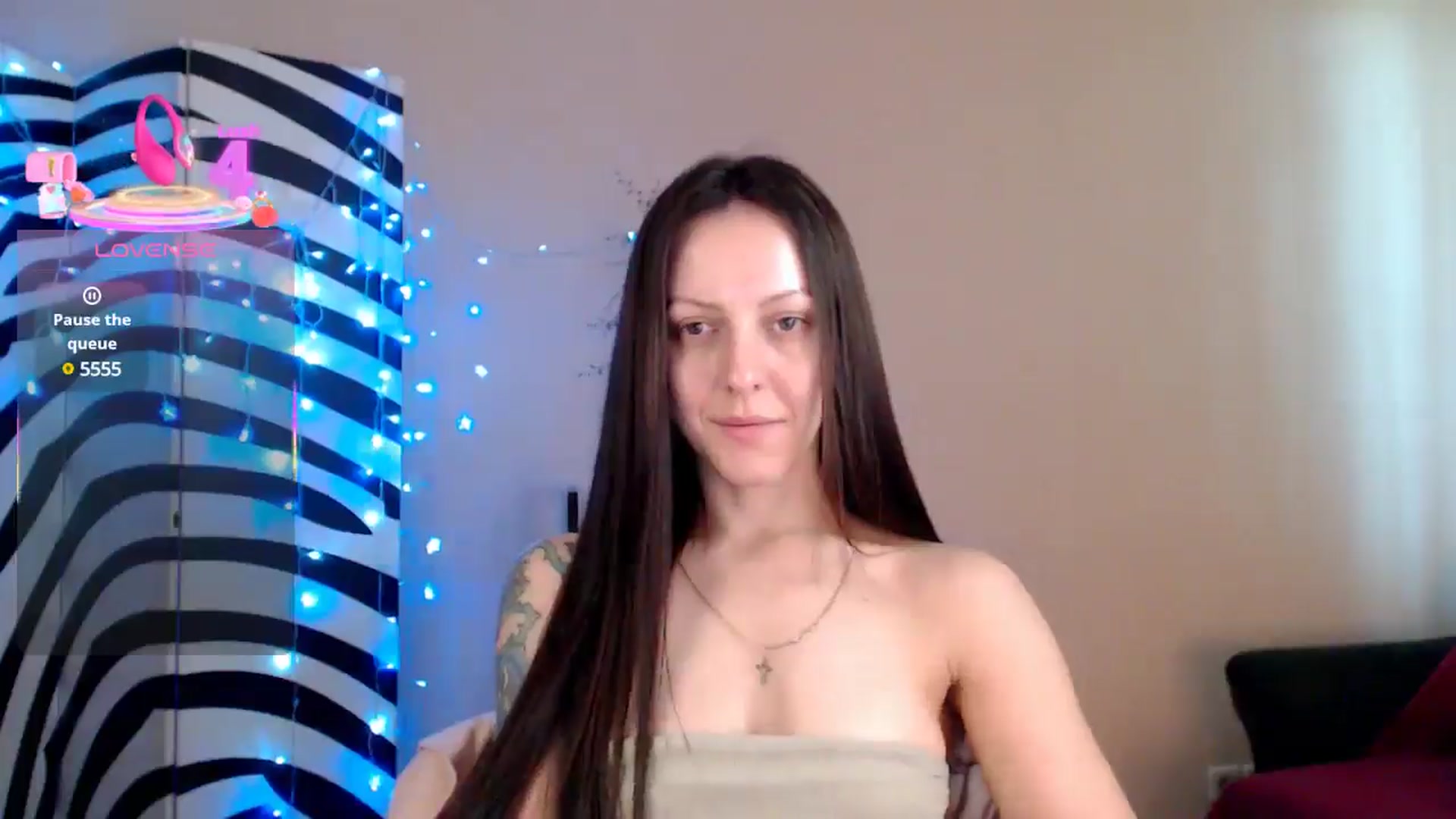 Gallery image thumbnail from BrunetteMuse's myfreecams stream on, 07/28/2025, 10:24 image 11 of 20