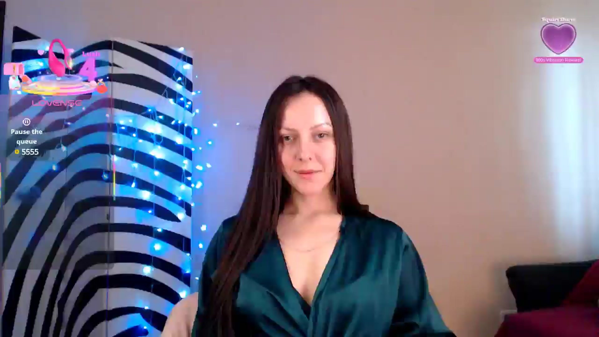 Gallery image thumbnail from BrunetteMuse's myfreecams stream on, 07/29/2025, 10:28 image 11 of 20