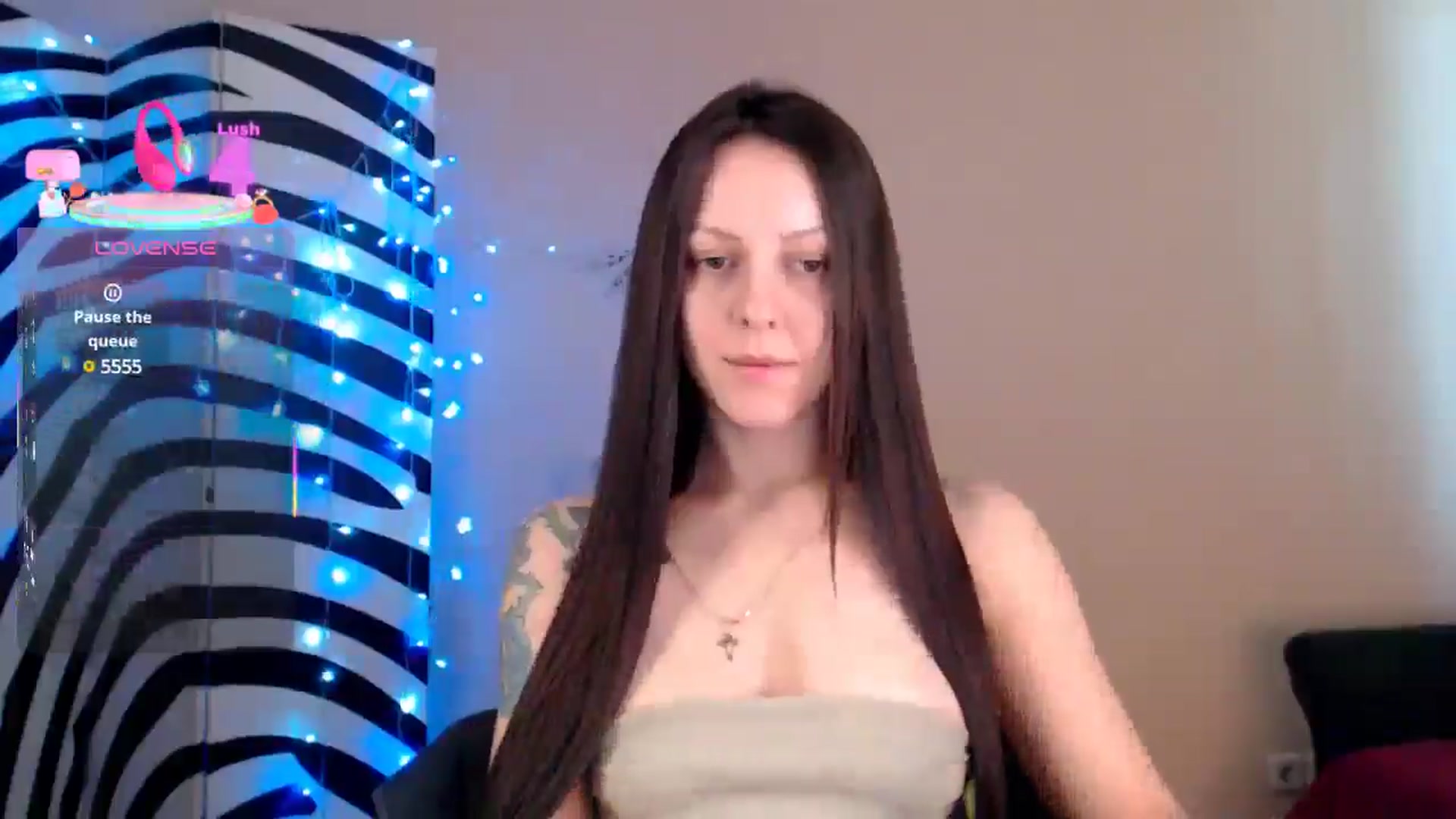 Gallery image thumbnail from BrunetteMuse's myfreecams stream on, 08/05/2025, 09:46 image 2 of 20