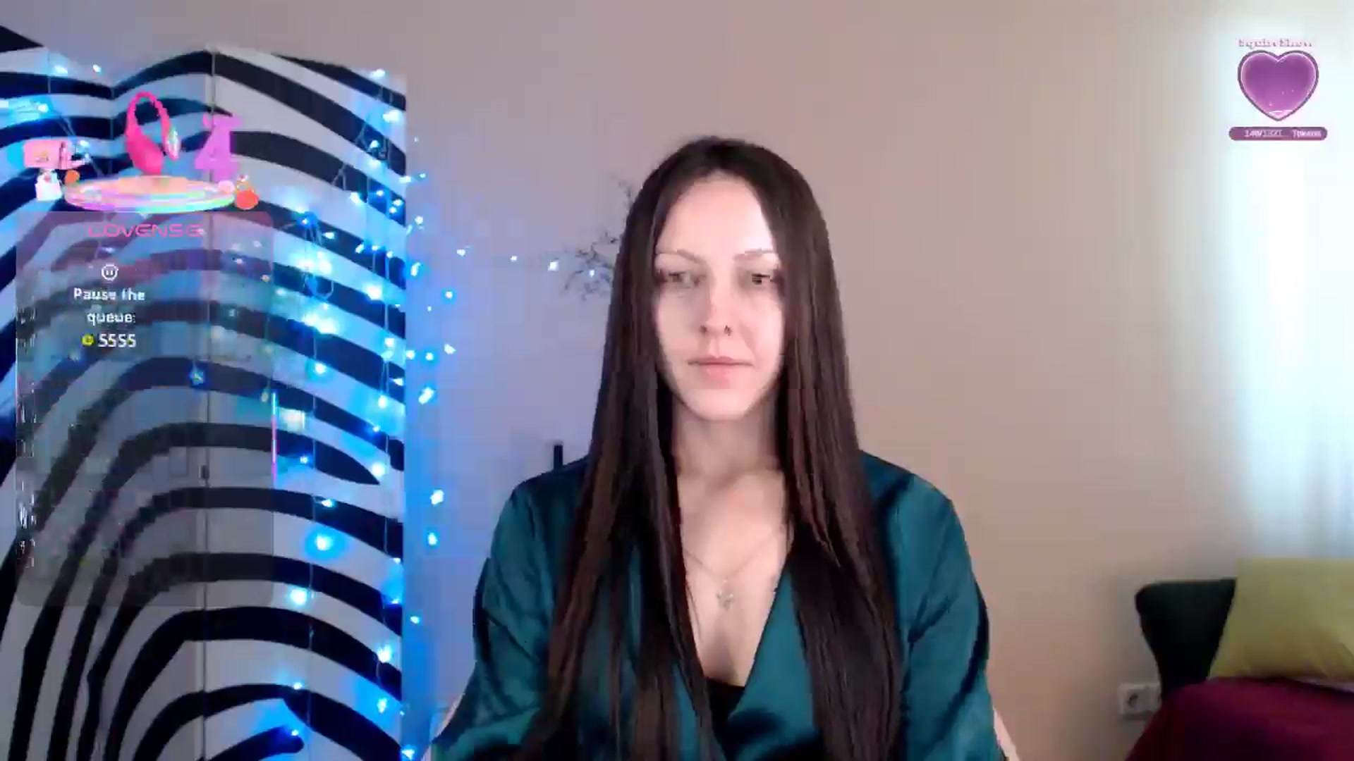 Gallery image thumbnail from BrunetteMuse's myfreecams stream on, 08/09/2025, 12:12 image 6 of 20