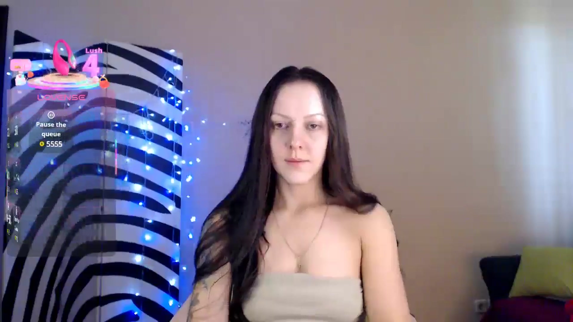 Gallery image thumbnail from BrunetteMuse's myfreecams stream on, 08/10/2025, 10:36 image 2 of 20