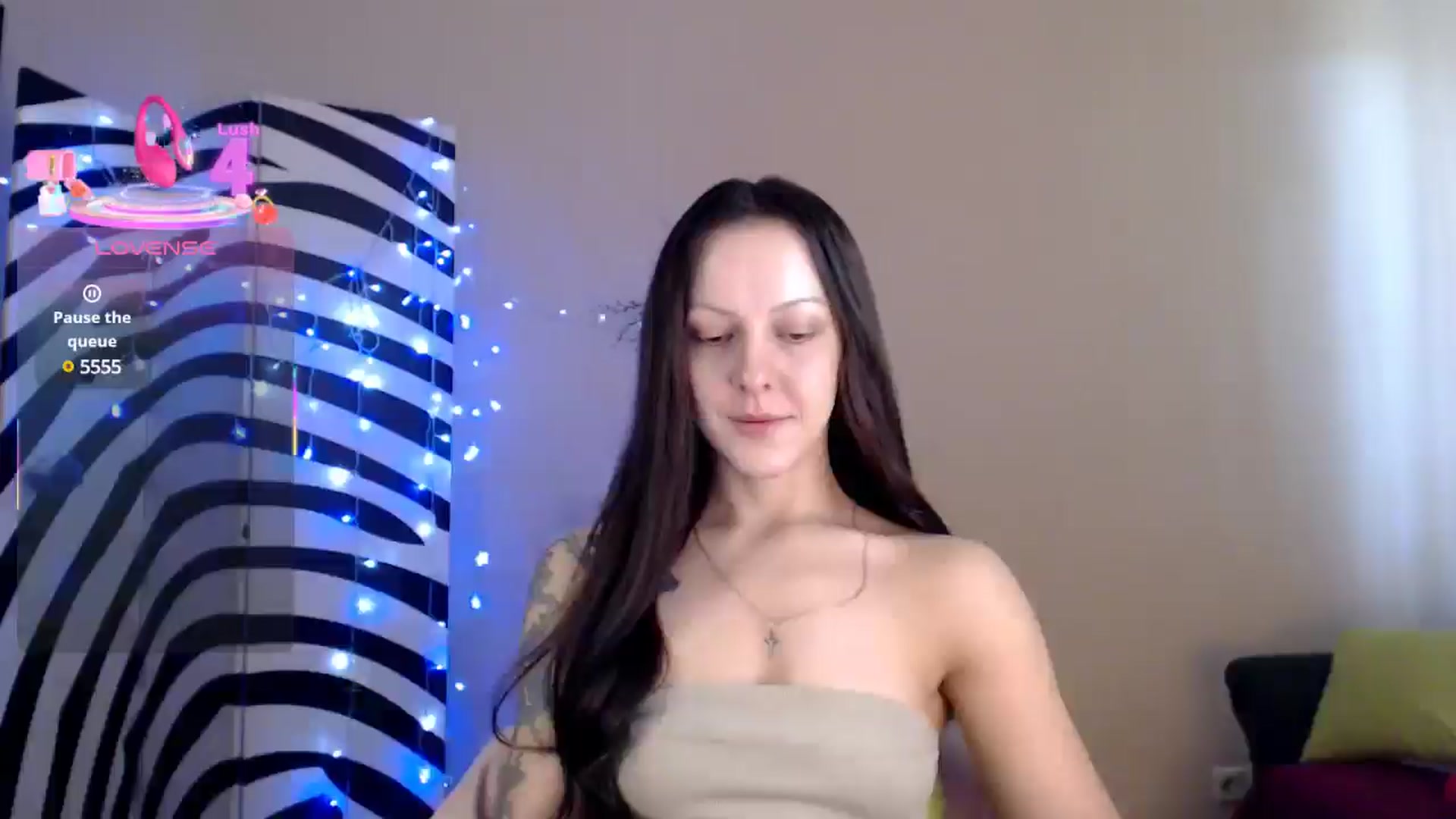 Gallery image thumbnail from BrunetteMuse's myfreecams stream on, 08/10/2025, 10:36 image 19 of 20