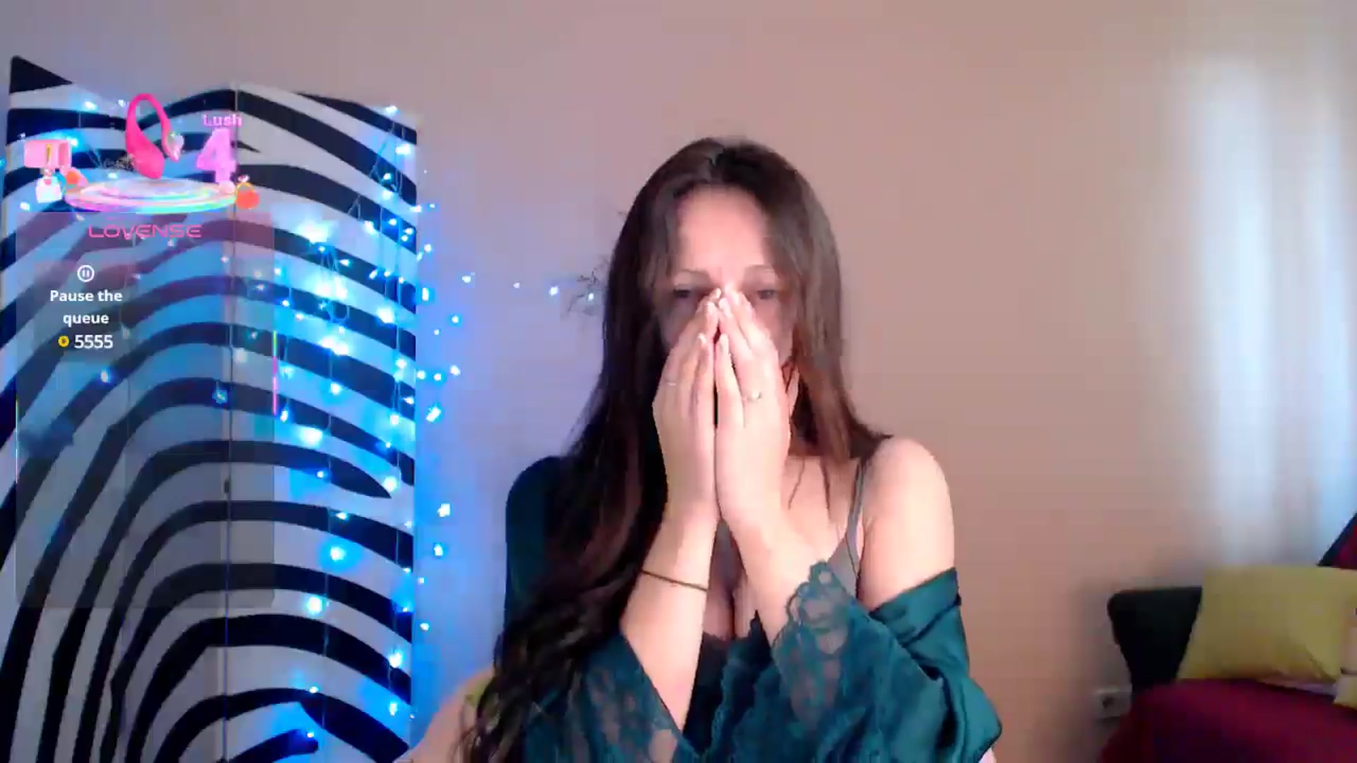Gallery image thumbnail from BrunetteMuse's myfreecams stream on, 08/11/2025, 09:27 image 4 of 20