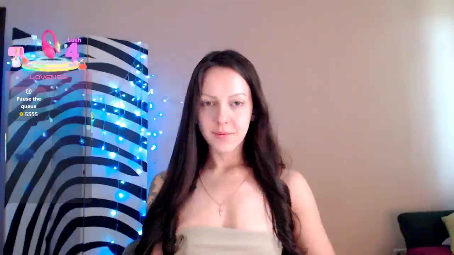 Gallery image thumbnail from BrunetteMuse's myfreecams stream on, 08/14/2025, 10:42 image 5 of 20