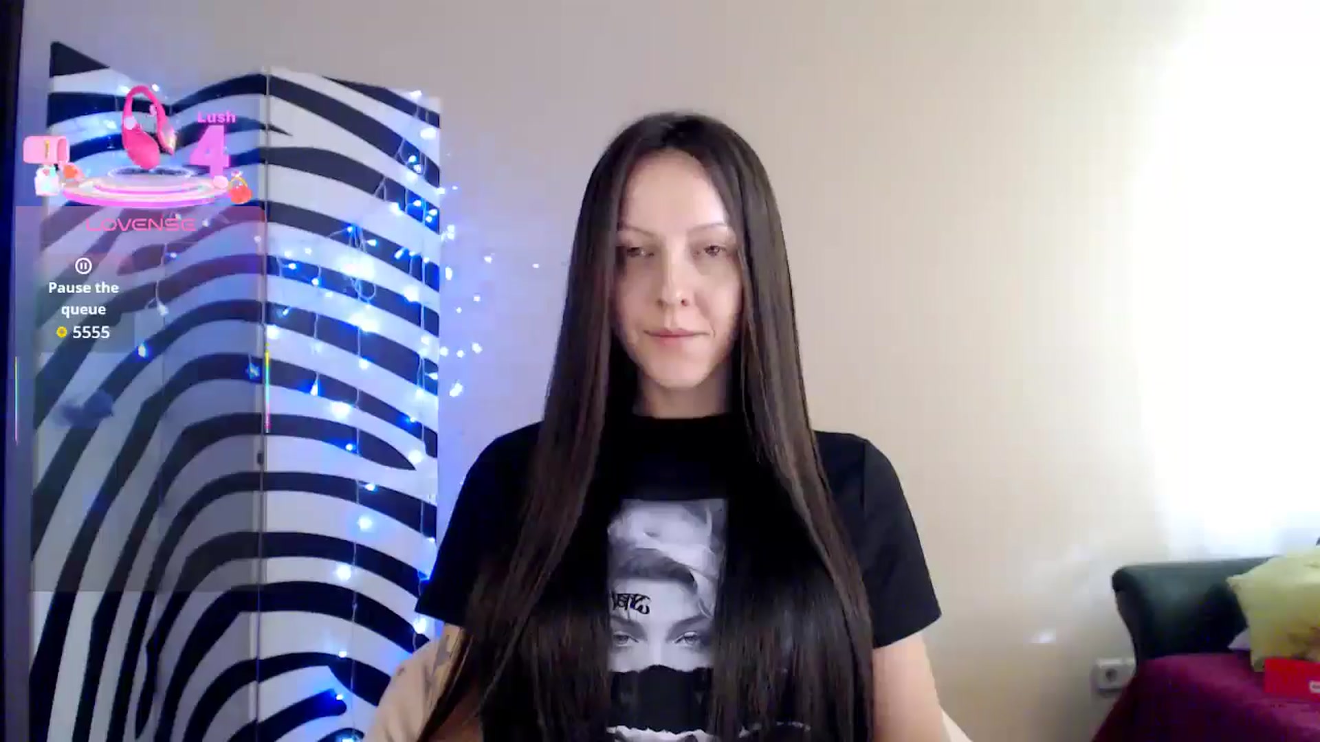 Gallery image thumbnail from BrunetteMuse's myfreecams stream on, 08/15/2025, 14:00 image 11 of 20
