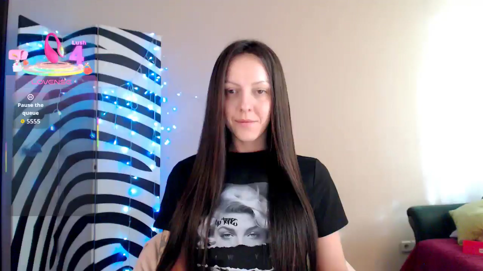 Gallery image thumbnail from BrunetteMuse's myfreecams stream on, 08/15/2025, 14:00 image 8 of 20