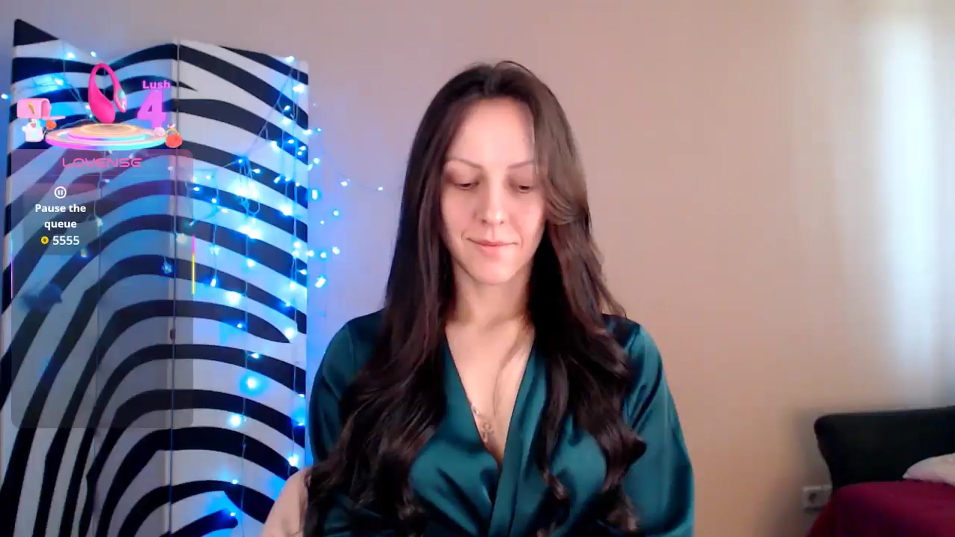 Gallery image thumbnail from BrunetteMuse's myfreecams stream on, 08/18/2025, 09:25 image 1 of 20