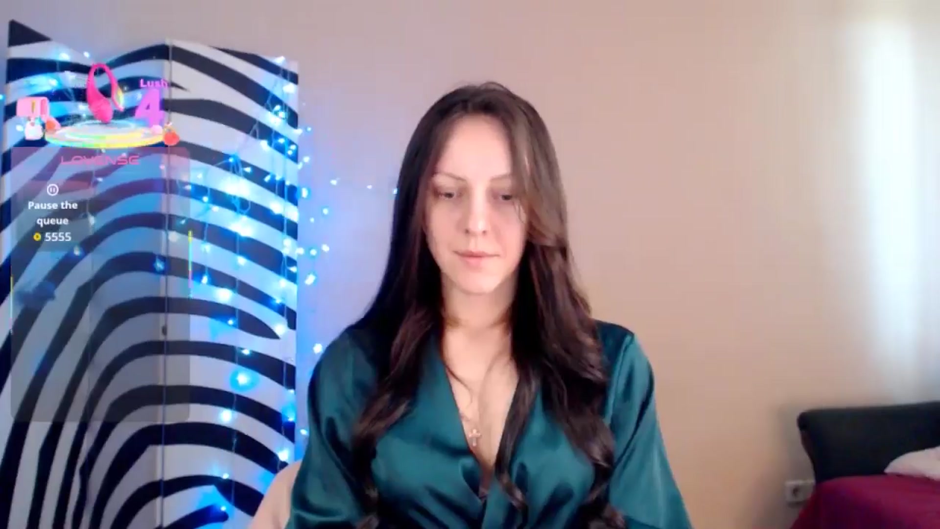 Gallery image thumbnail from BrunetteMuse's myfreecams stream on, 08/18/2025, 09:48 image 11 of 20