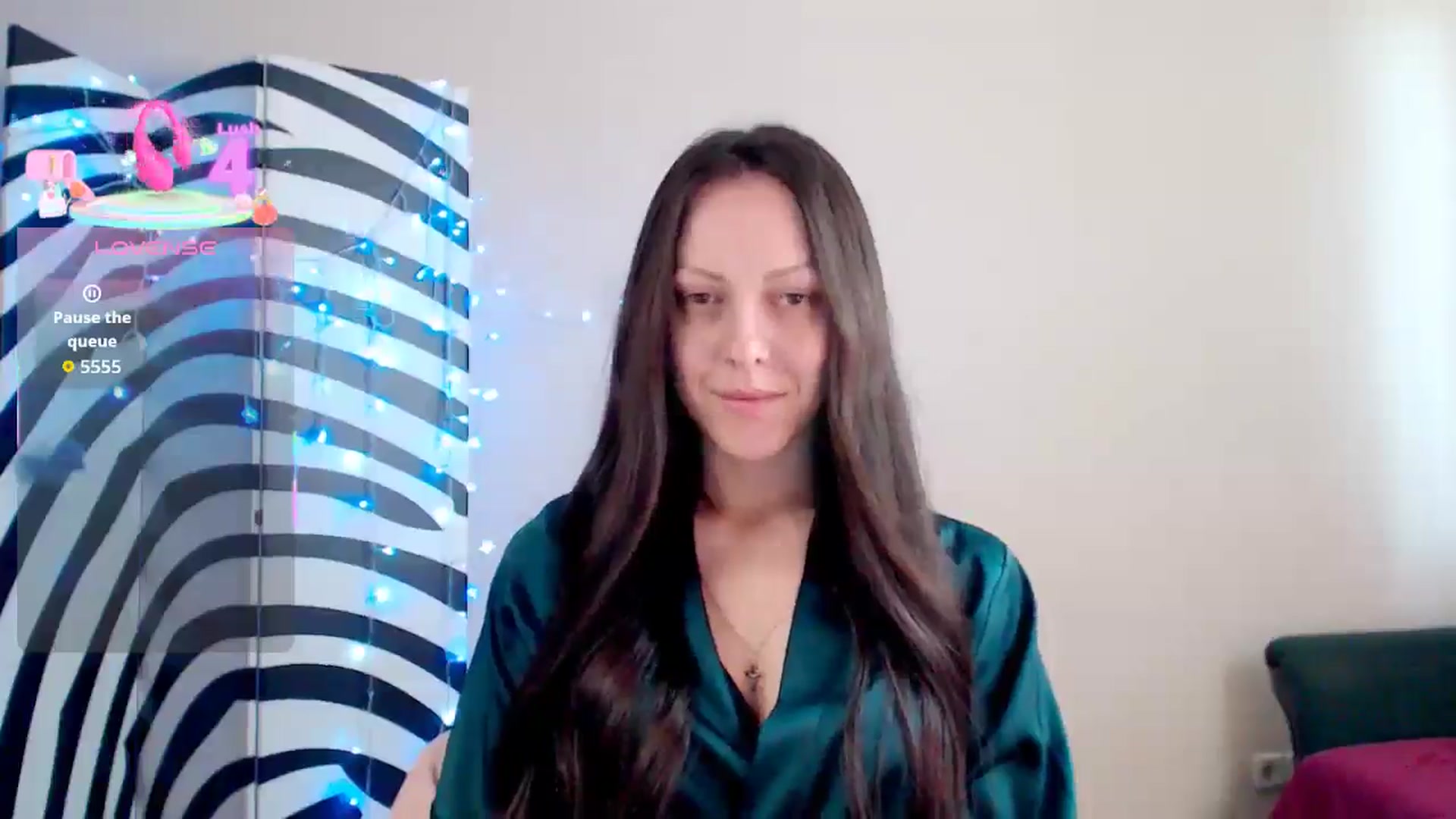 Gallery image thumbnail from BrunetteMuse's myfreecams stream on, 08/26/2025, 10:08 image 6 of 20