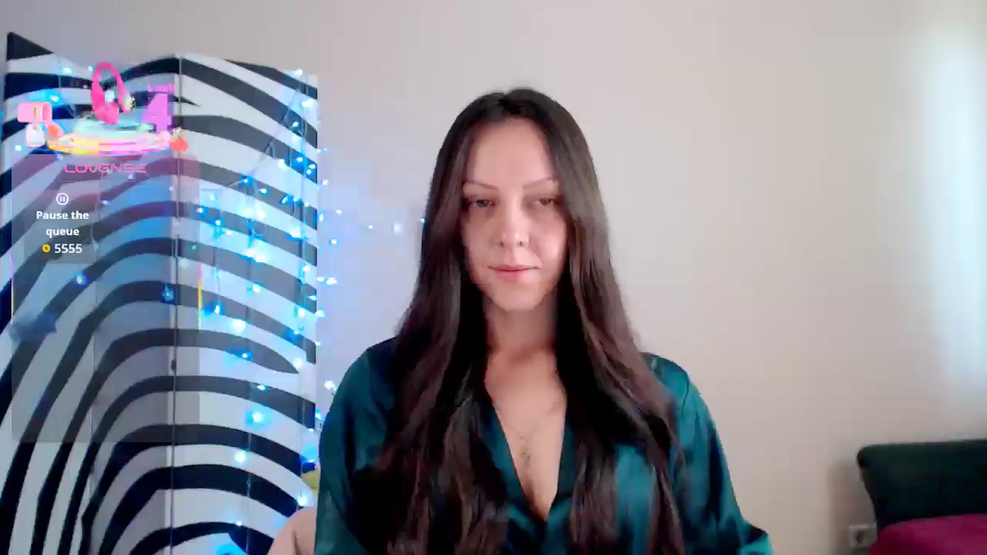 Gallery image thumbnail from BrunetteMuse's myfreecams stream on, 08/26/2025, 10:31 image 2 of 20