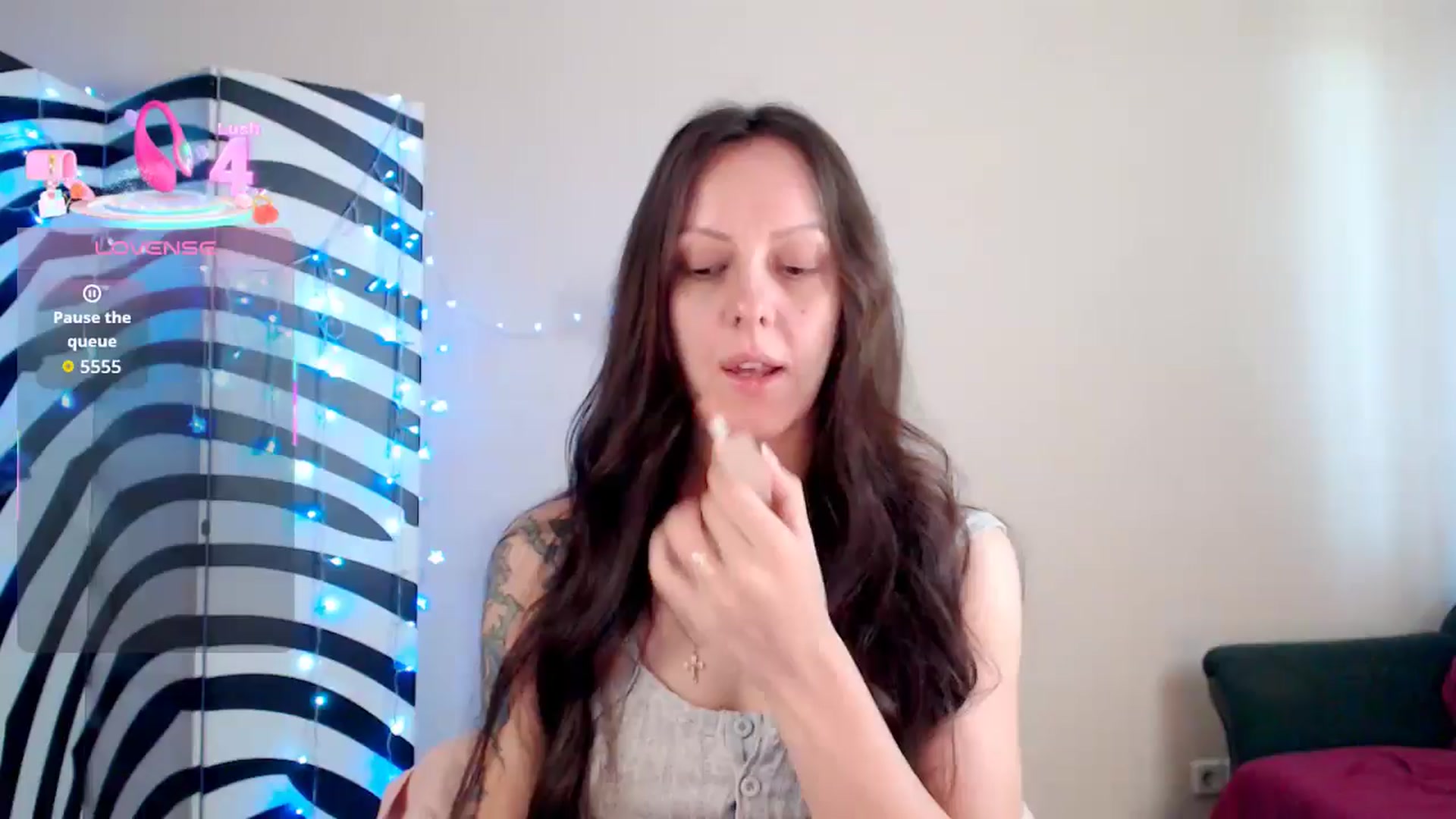 Gallery image thumbnail from BrunetteMuse's myfreecams stream on, 08/27/2025, 10:36 image 2 of 20