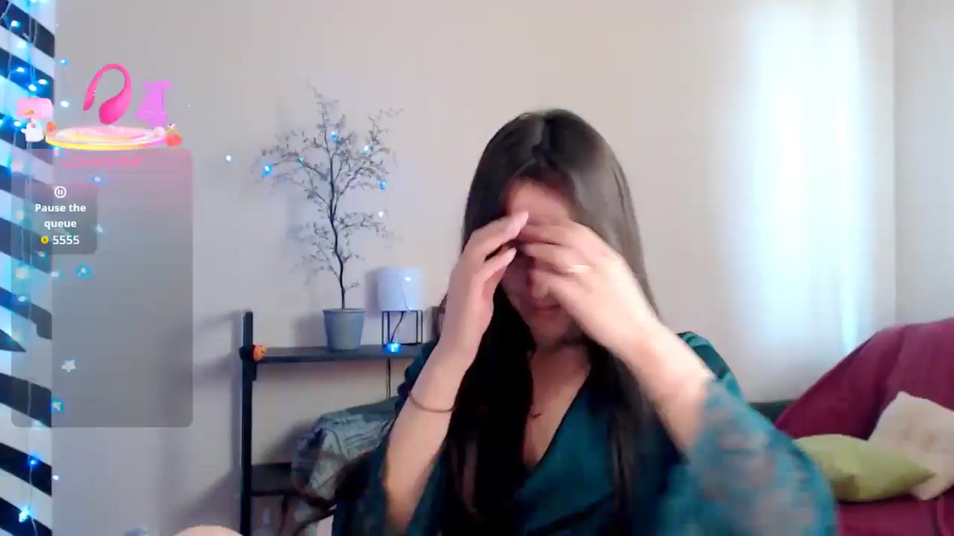 Gallery image thumbnail from BrunetteMuse's myfreecams stream on, 09/14/2025, 11:31 image 15 of 20