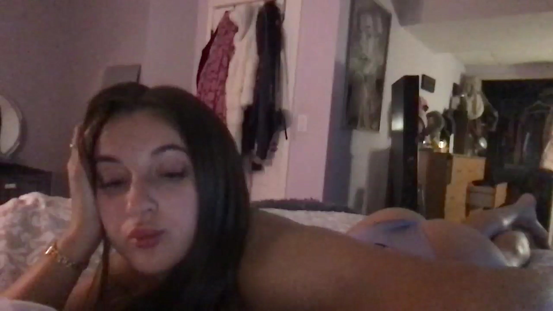 Gallery image thumbnail from Brunettebabyy's myfreecams stream on, 04/12/2025, 10:38 image 5 of 20