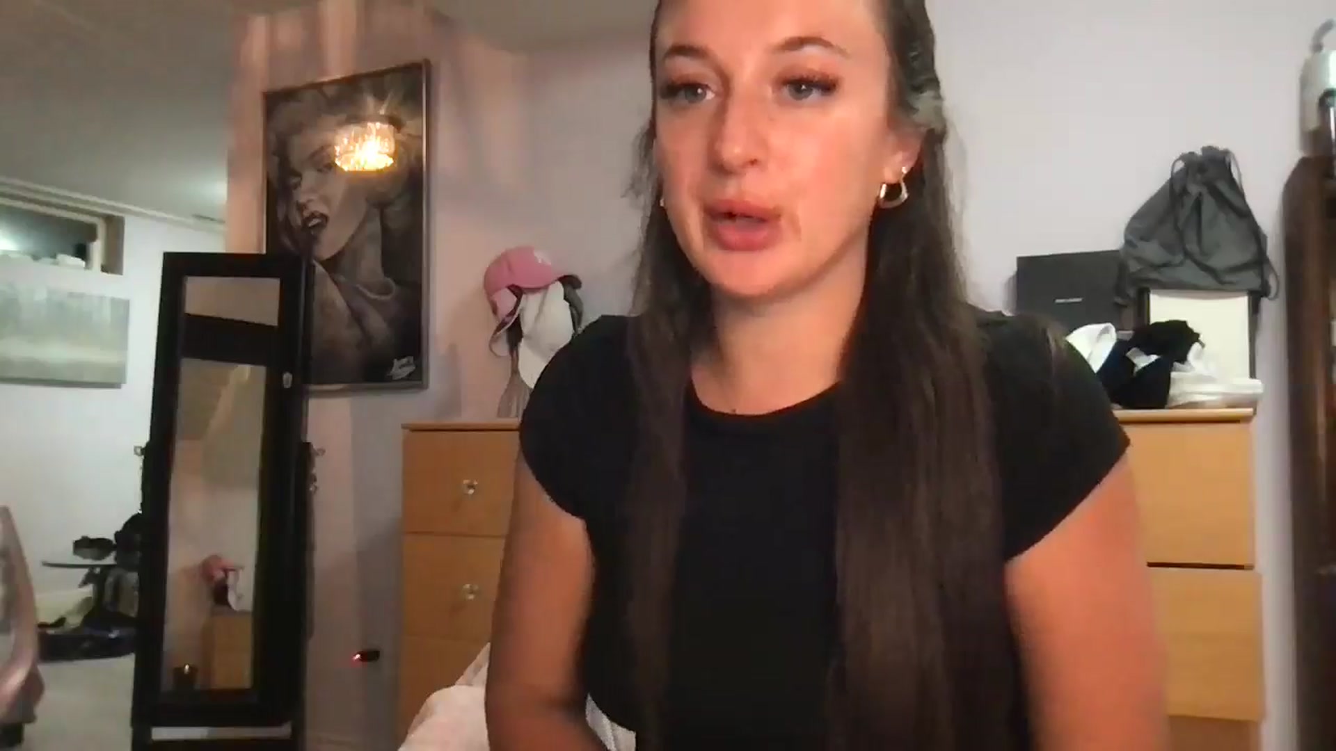 Gallery image thumbnail from Brunettebabyy's myfreecams stream on, 06/01/2025, 08:33 image 5 of 20