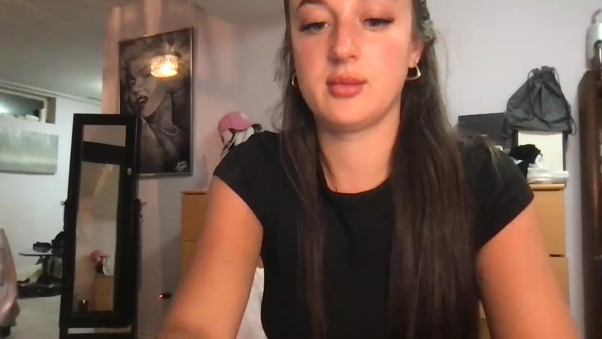 Gallery image thumbnail from Brunettebabyy's myfreecams stream on, 06/01/2025, 08:33 image 4 of 20
