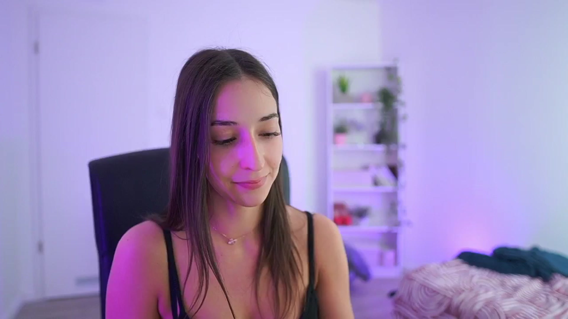 Gallery image thumbnail from Brunettte_18's myfreecams stream on, 04/07/2026, 19:15 image 10 of 20