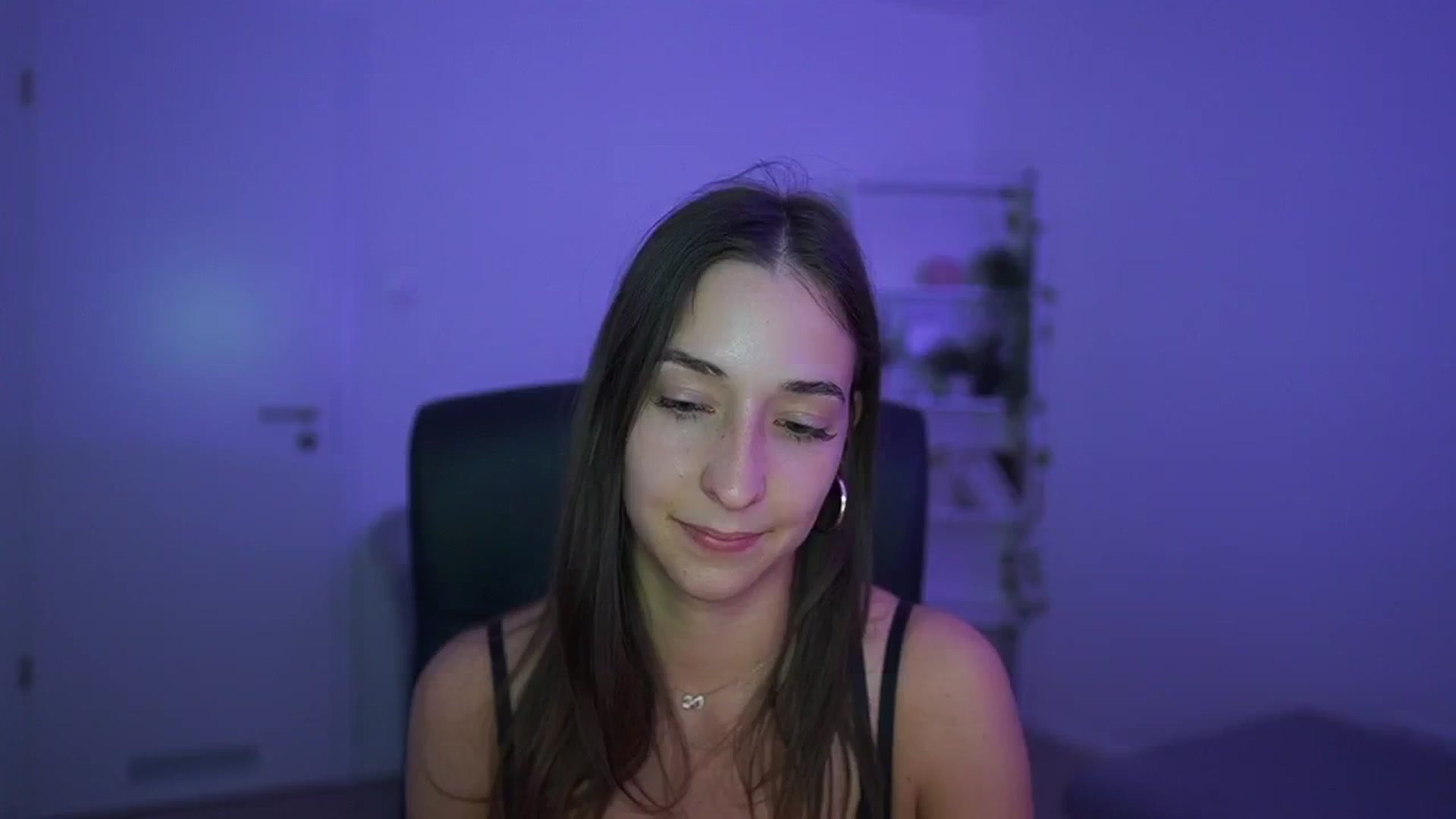 Gallery image thumbnail from Brunettte_18's myfreecams stream on, 04/13/2026, 23:38 image 12 of 20