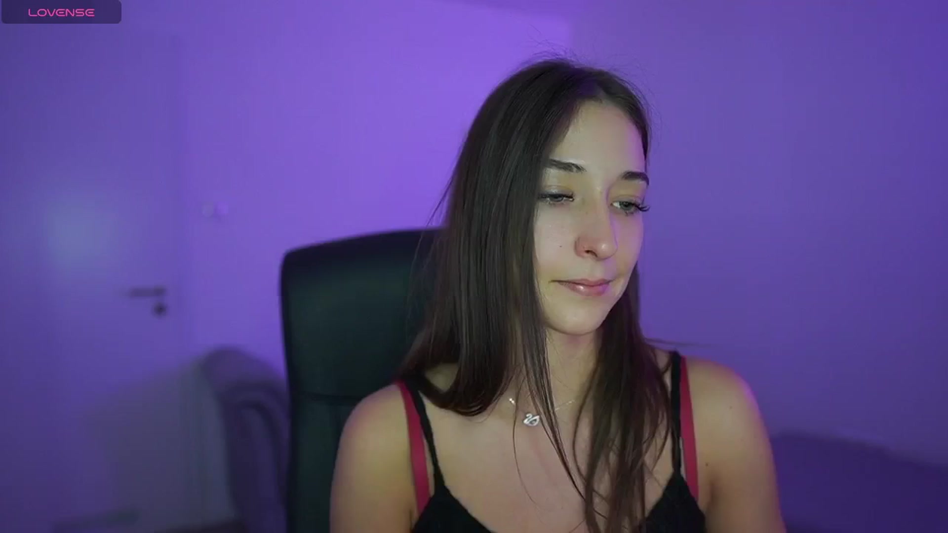 Gallery image thumbnail from Brunettte_18's myfreecams stream on, 04/18/2026, 20:26 image 8 of 20