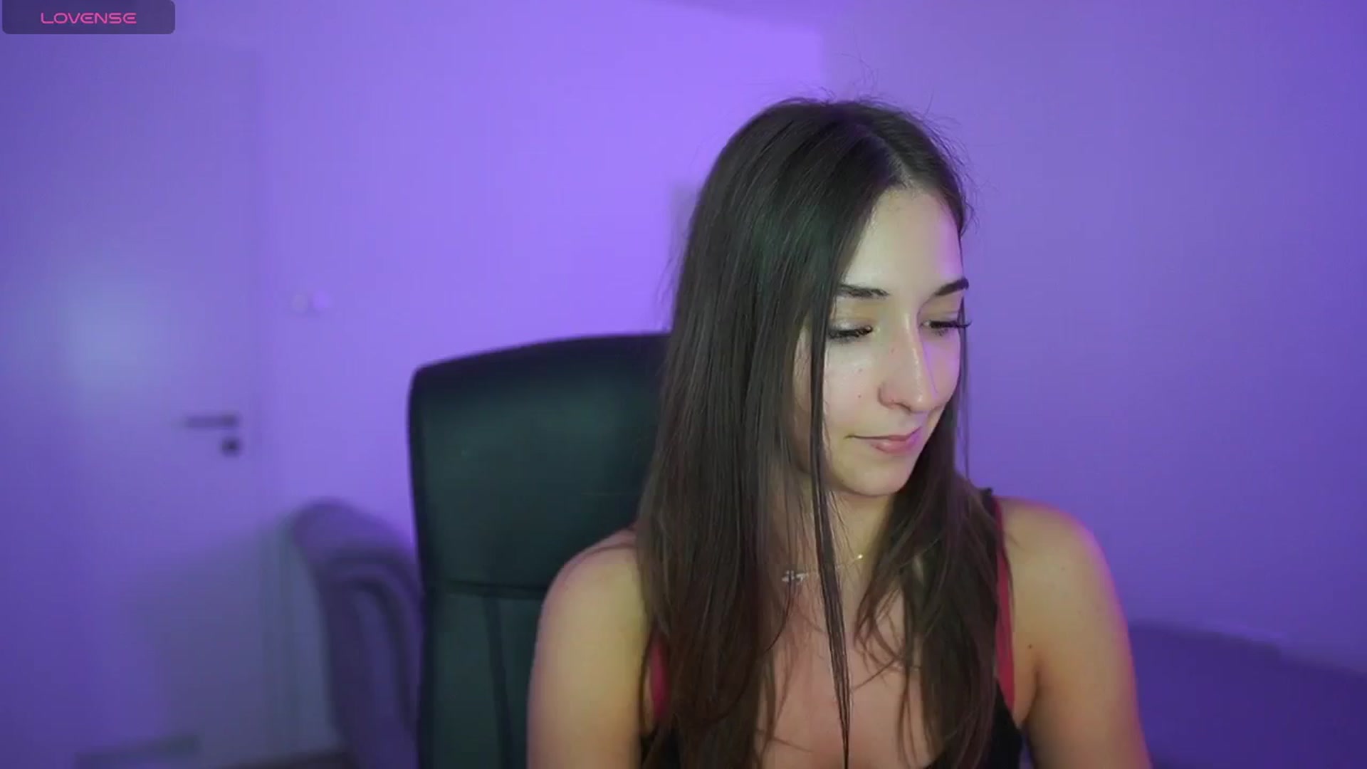 Gallery image thumbnail from Brunettte_18's myfreecams stream on, 04/18/2026, 20:26 image 20 of 20
