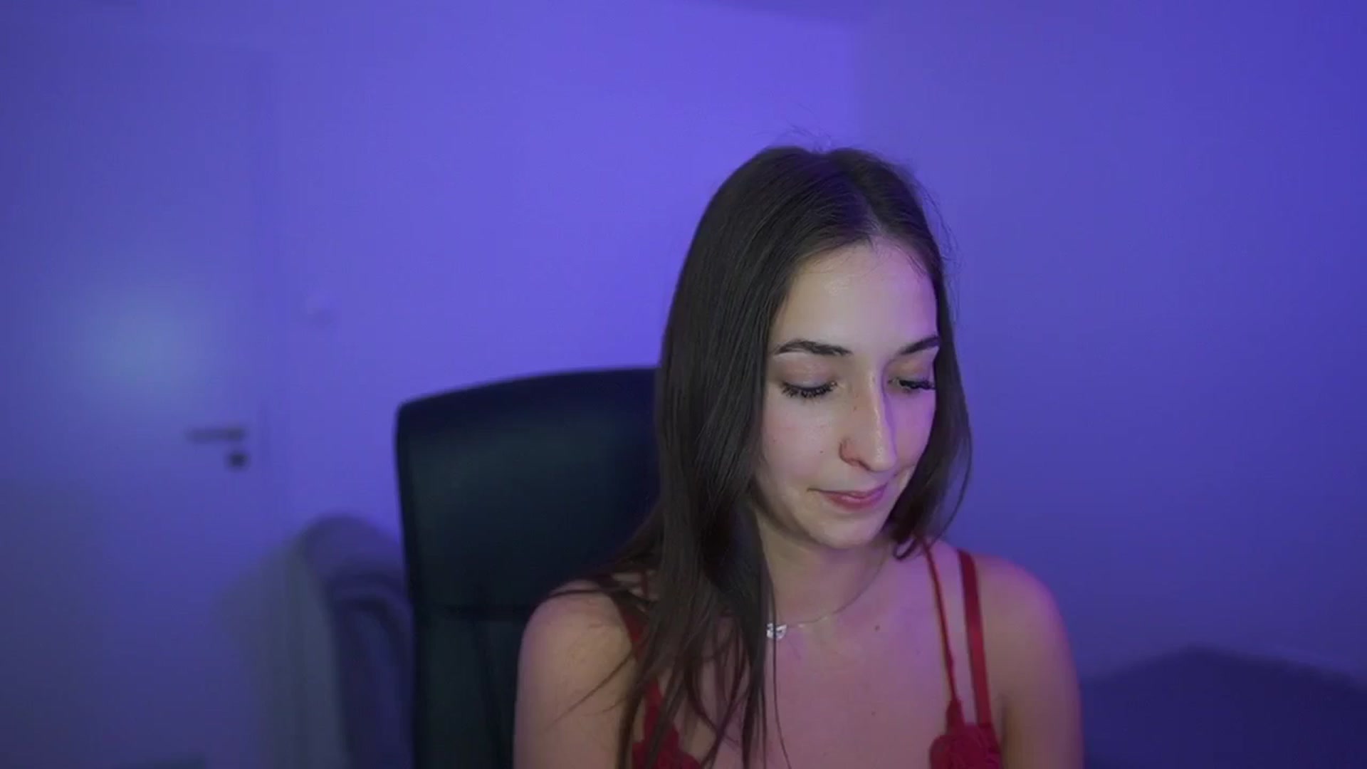 Gallery image thumbnail from Brunettte_18's myfreecams stream on, 04/23/2026, 19:51 image 1 of 20