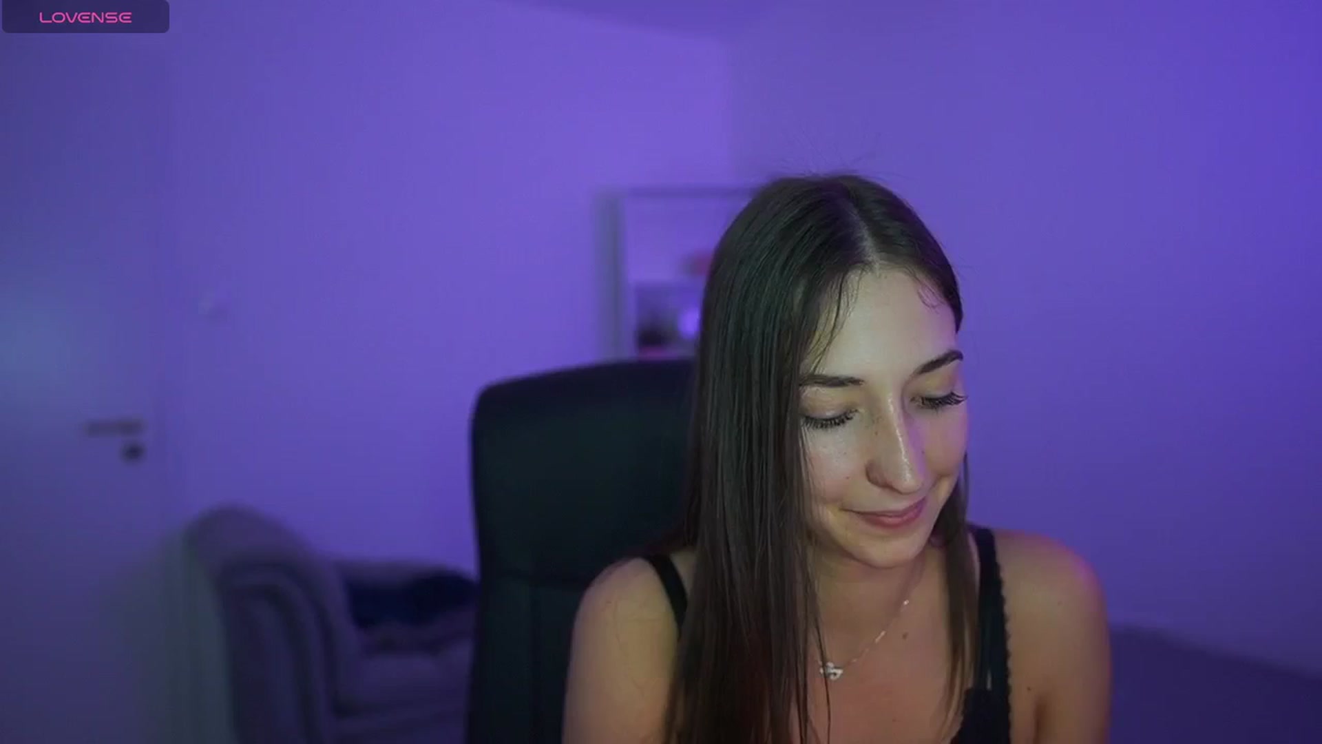 Gallery image thumbnail from Brunettte_18's myfreecams stream on, 04/24/2026, 19:57 image 17 of 20