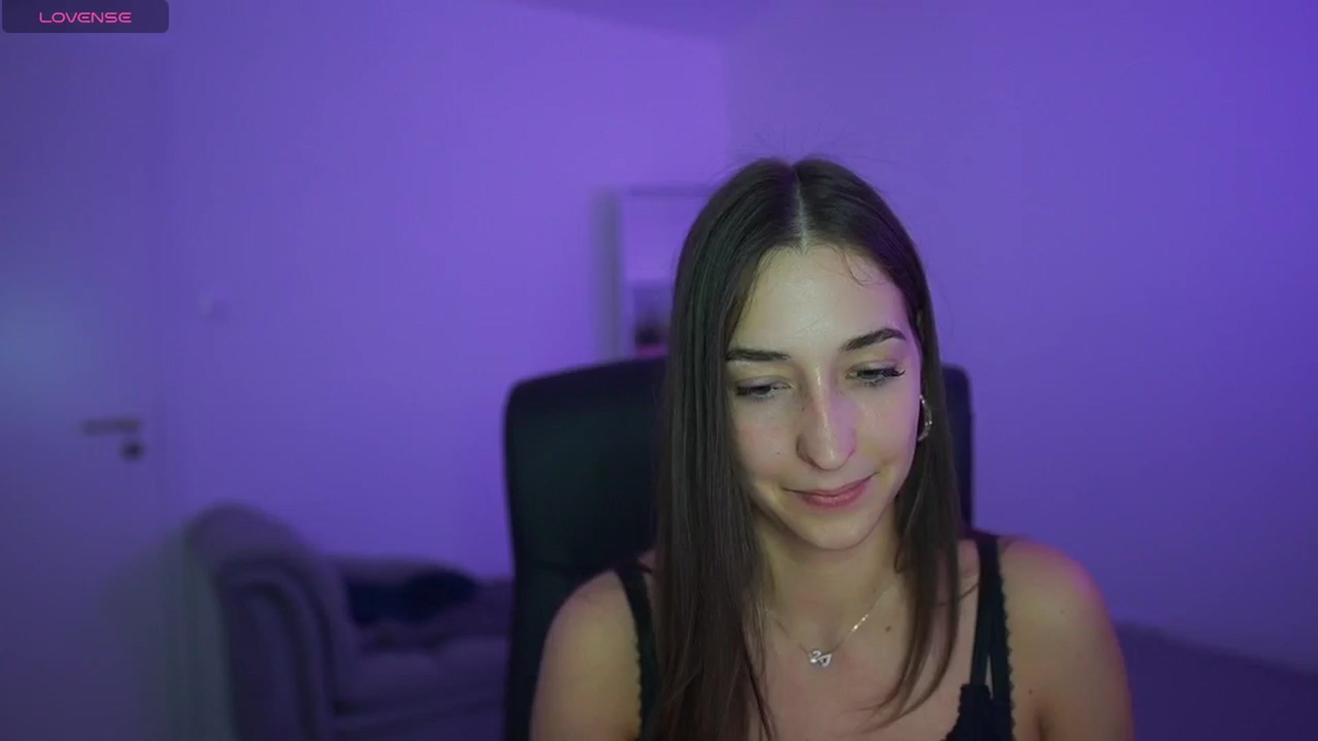 Gallery image thumbnail from Brunettte_18's myfreecams stream on, 04/24/2026, 19:57 image 3 of 20