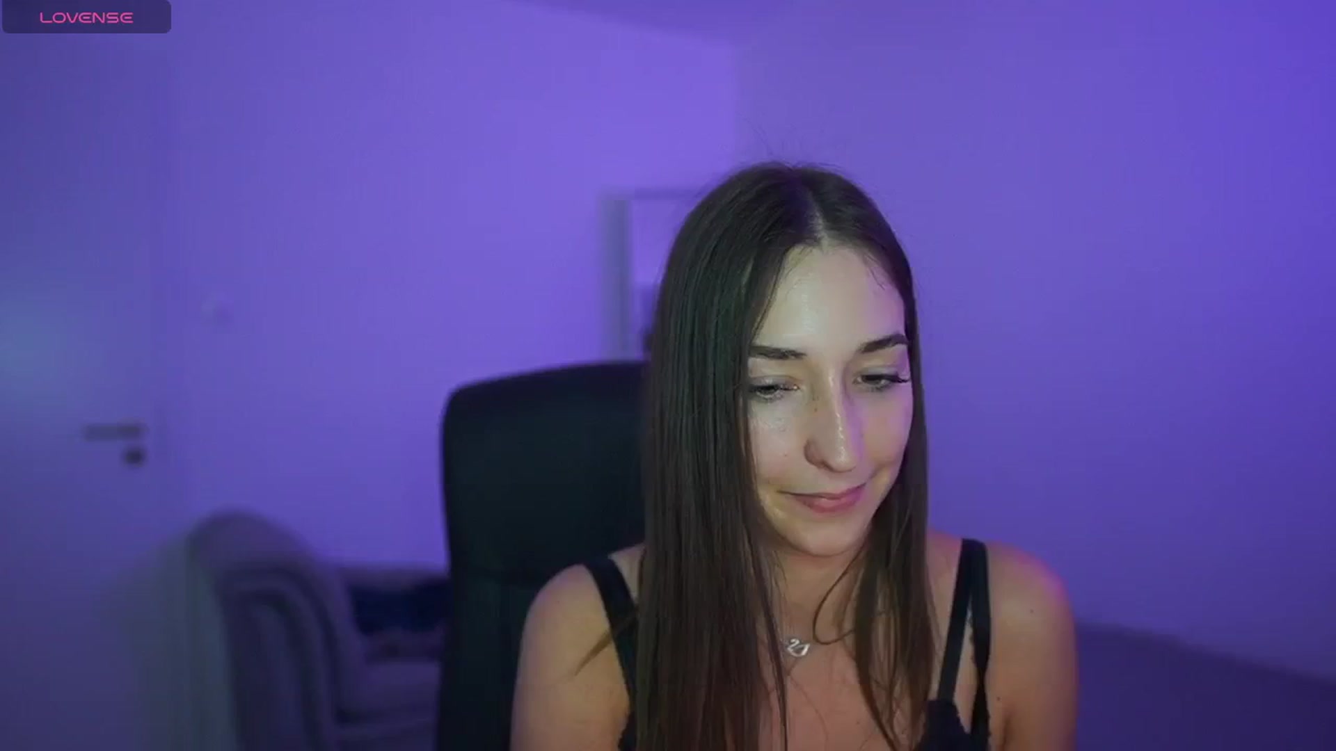 Gallery image thumbnail from Brunettte_18's myfreecams stream on, 04/24/2026, 22:19 image 2 of 20