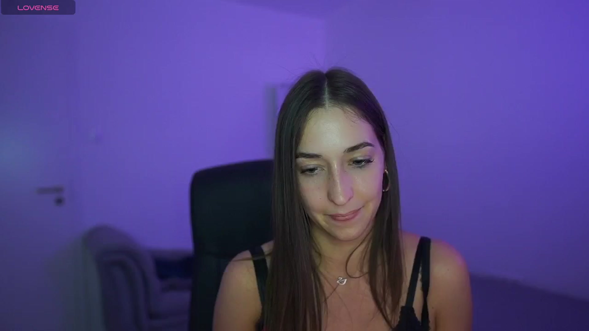 Gallery image thumbnail from Brunettte_18's myfreecams stream on, 04/24/2026, 22:19 image 1 of 20