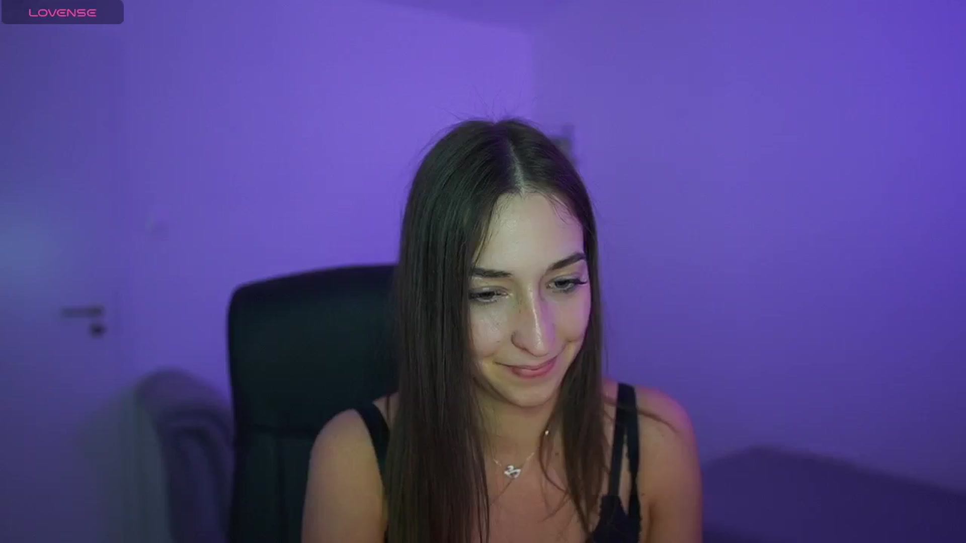 Gallery image thumbnail from Brunettte_18's myfreecams stream on, 04/24/2026, 22:19 image 11 of 20