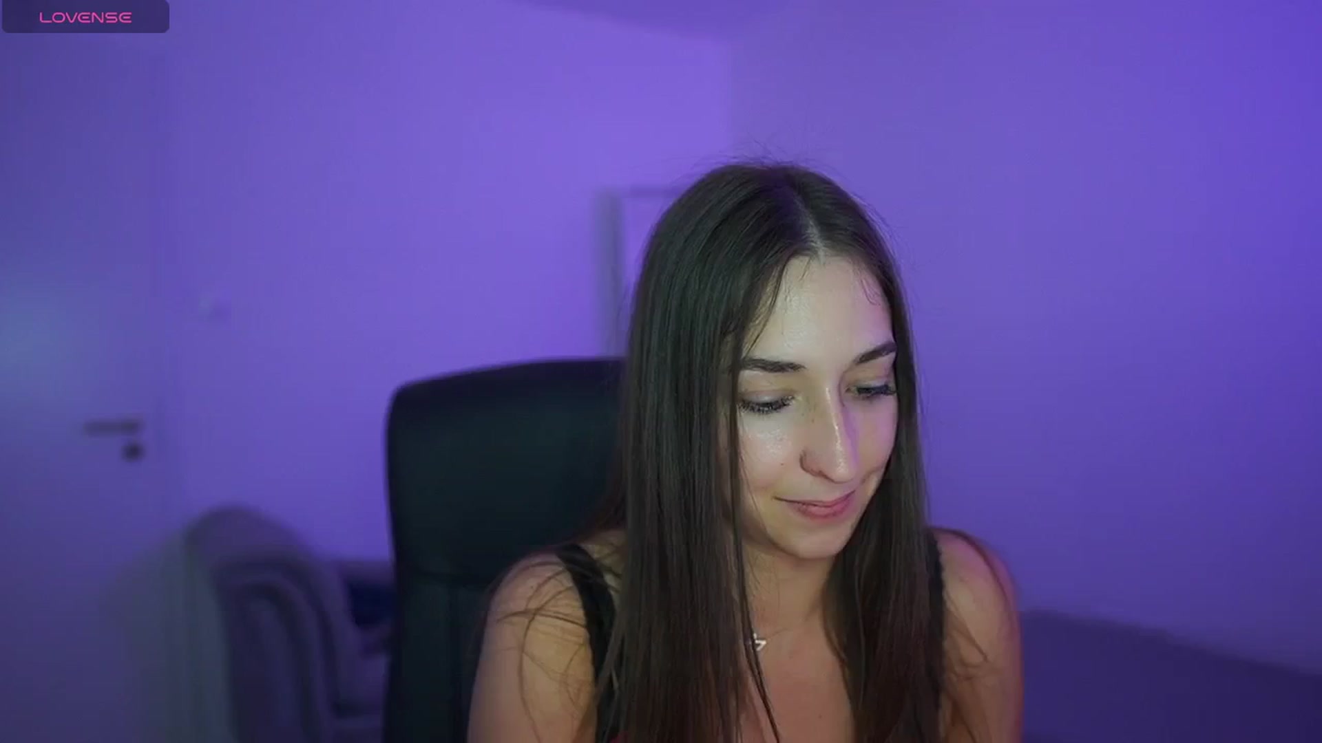 Gallery image thumbnail from Brunettte_18's myfreecams stream on, 04/24/2026, 22:45 image 15 of 20