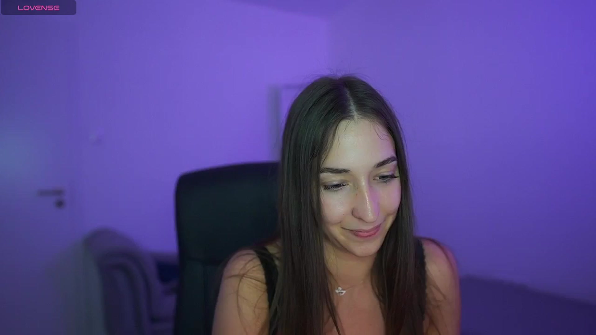 Gallery image thumbnail from Brunettte_18's myfreecams stream on, 04/24/2026, 22:45 image 14 of 20