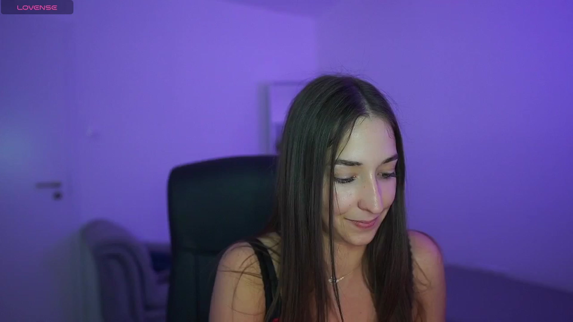 Gallery image thumbnail from Brunettte_18's myfreecams stream on, 04/24/2026, 22:45 image 18 of 20